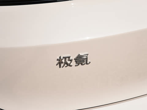 2025�� �����������Ǽݰ� 100kWh