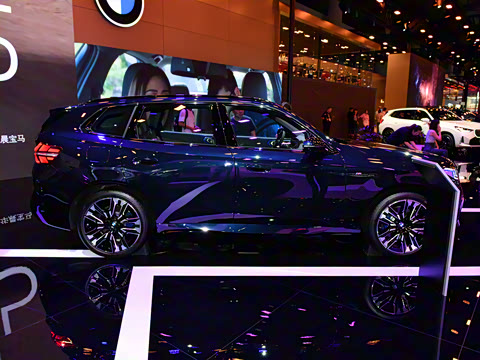 2025�� xDrive30L ������ M�˶���ҹ��װ