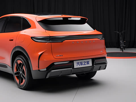 2026�� ���� 715 ULTRAǬ����