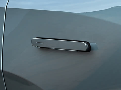 2026�� 102kWh �����е�ǩ����