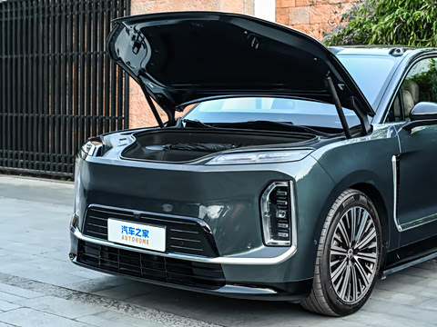 2026�� 102kWh �����е�ǩ����