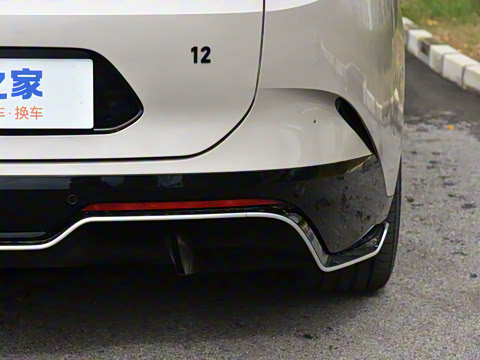 2026�� Ultra ���̰�