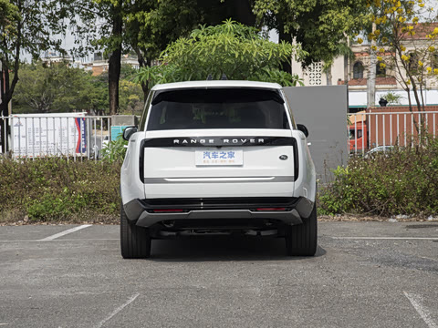 2026�� 3.0 L6 400PS AB�����