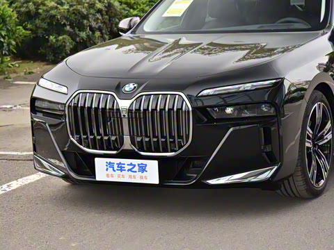 2026�� 740Li ������ M�˶���װ