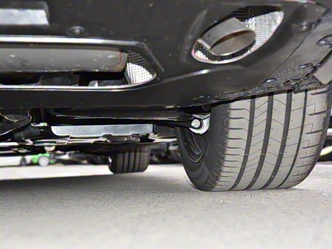 2026�� 735Li ������װ