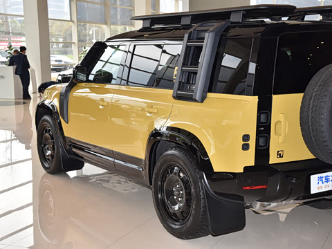 2026�� 110 3.0T P400 TROPHY������