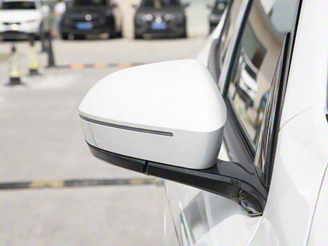 2025�� xDrive30L ������ M�˶���ҹ��װ