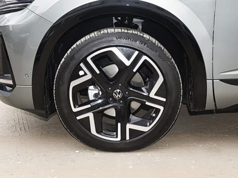 2026�� 450TSI �����콢 6��