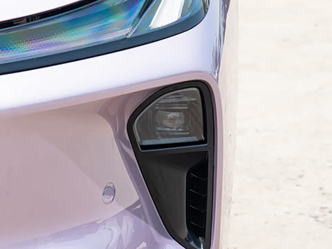 2026�� 535 MAX�����