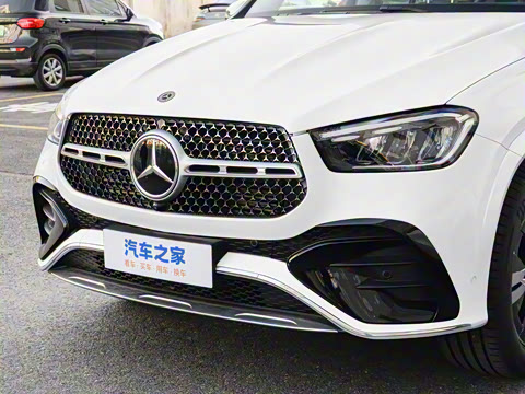 2025�� GLE 400 e 4MATIC