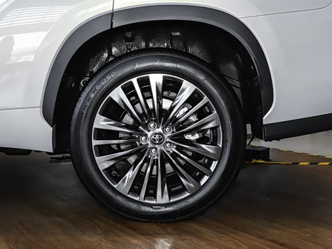 2026�� 2.5L���ܵ��˫������������ 7��