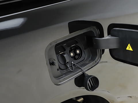 2026�� ���̰� 230�콢�� 7��