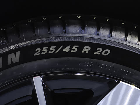 2026�� ���� 725 Max �콢��