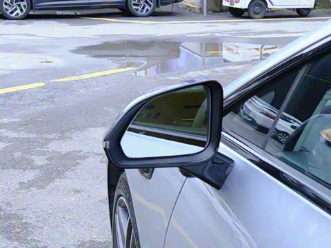 2025�� 710 Max��