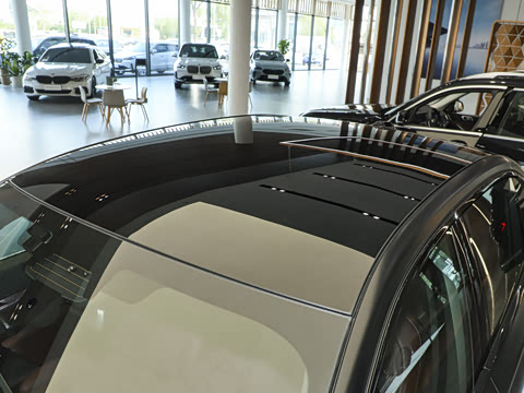 2026�� 740Li ��Ӱ��ذ� M���ܰ��˶���װ