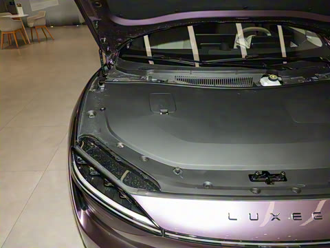 2025�� 705km Pro