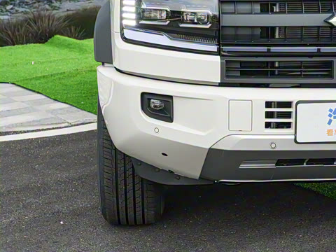 2025�� 210KM ����Ultra��