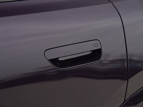 2025�� ���� Ultra�� 53.4kWh 6���� (896�߼����״