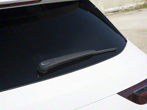 2025�� CLA 260 4MATIC ���ܳ�