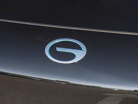 2025�� Plus 610 ������