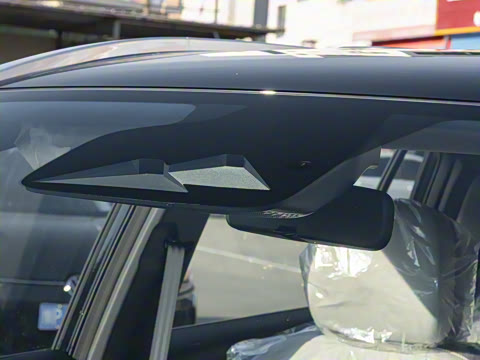 2025�� Plus 610 ������