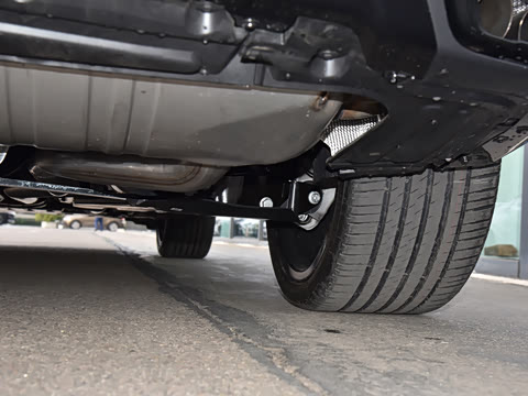 2026�� �Ŀ� xDrive 40Li ������M�˶���ҹ��װ