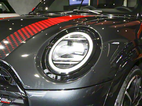 2025�� JOHN COOPER WORKS CABRIO