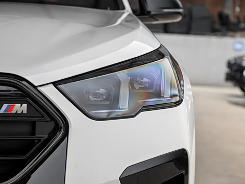 2026�� M35i