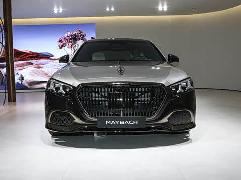 2027�� S 580 4MATIC Night Series
