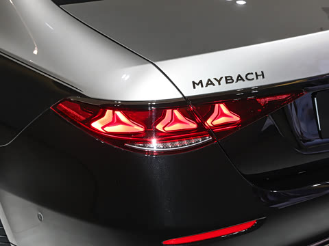2027�� S 580 4MATIC Night Series