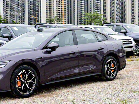 2026�� 240����Ultra