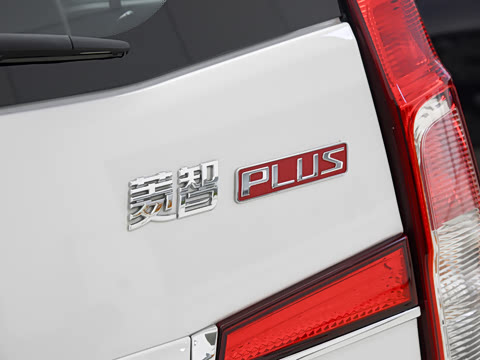 2025�� 2.0L �ֶ���Ӣ��CNG 7��