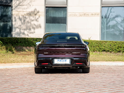 2026�� 225km EM-P Զ�����ǺӰ�+ҫҹ��װ