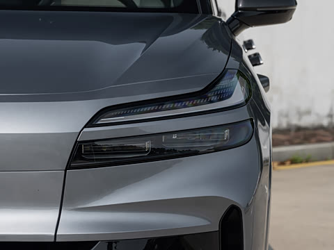 2026�� Ultra+ ������