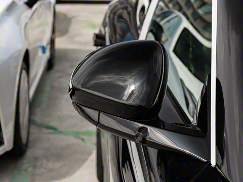 2025�� 240����Ultra�˶���