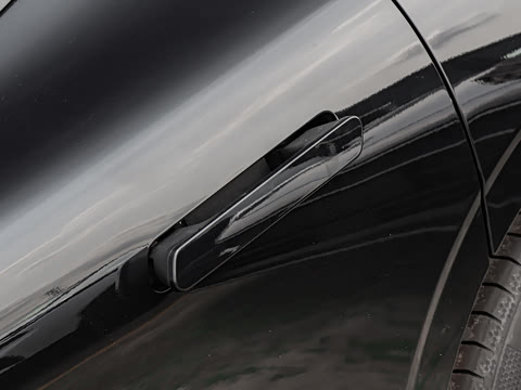 2025�� 240����Ultra�˶���