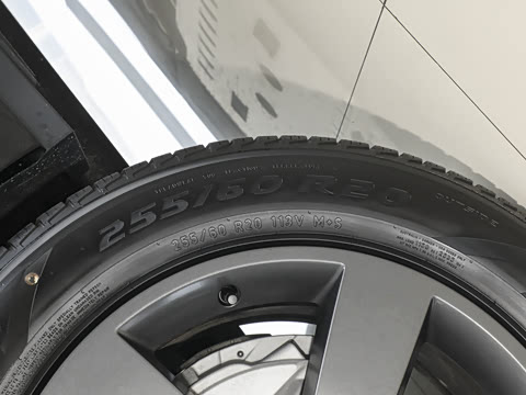 2026�� 130 3.0T X-Dynamic HSE