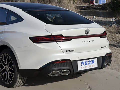 2026�� 2.0T 405 AT������