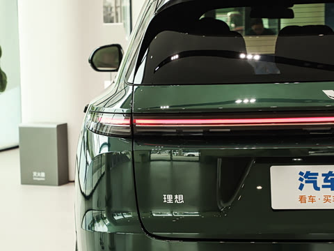 2025�� Max ���ܻ��°�