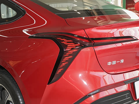 2025�� 550��