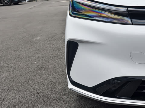 2026�� EV 550km ר�����а�