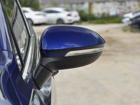 2025�� �Ŀ�� 300TSI R-Line