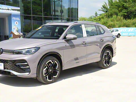 2025�� PRO 380TSI ���� R-Line �����