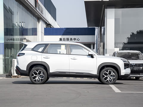 2026�� 1.5T 6MT ������ 