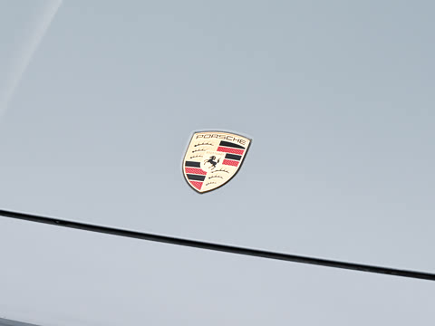 2025�� Cayenne Coup�� Turbo GT 4.0T