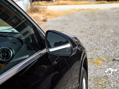 2026�� GLC 300 L 4MATIC ������ 7��