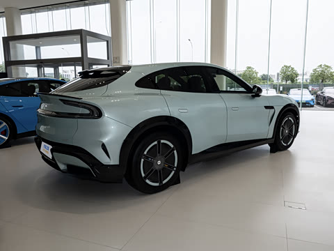 2025�� Pro��