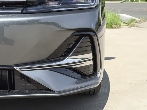 2025�� EM-i 70km ������