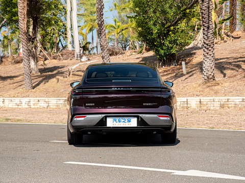 2026�� 225km EM-i Զ�����ǺӰ�