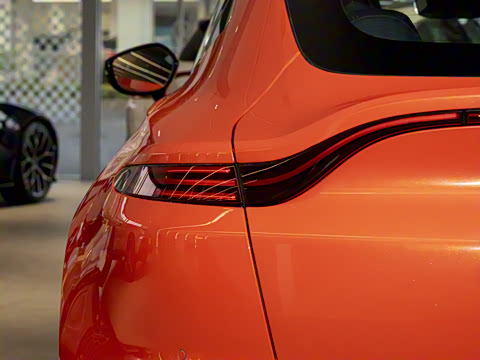 2024 3.0T STRAIGHT-SIX